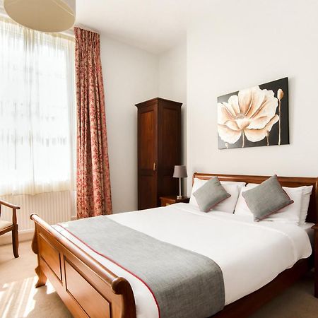 Oyo The Regency, Clifton Bristol Hotell Exteriör bild