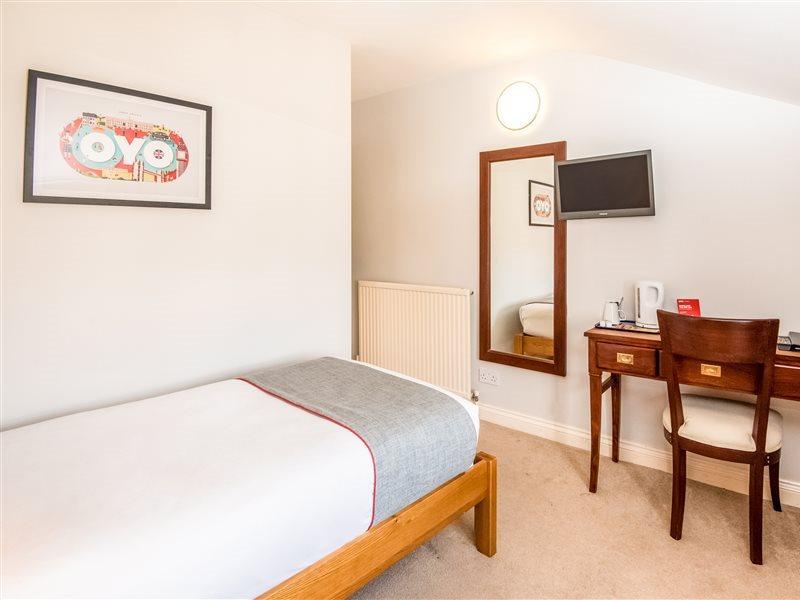 Oyo The Regency, Clifton Bristol Hotell Exteriör bild