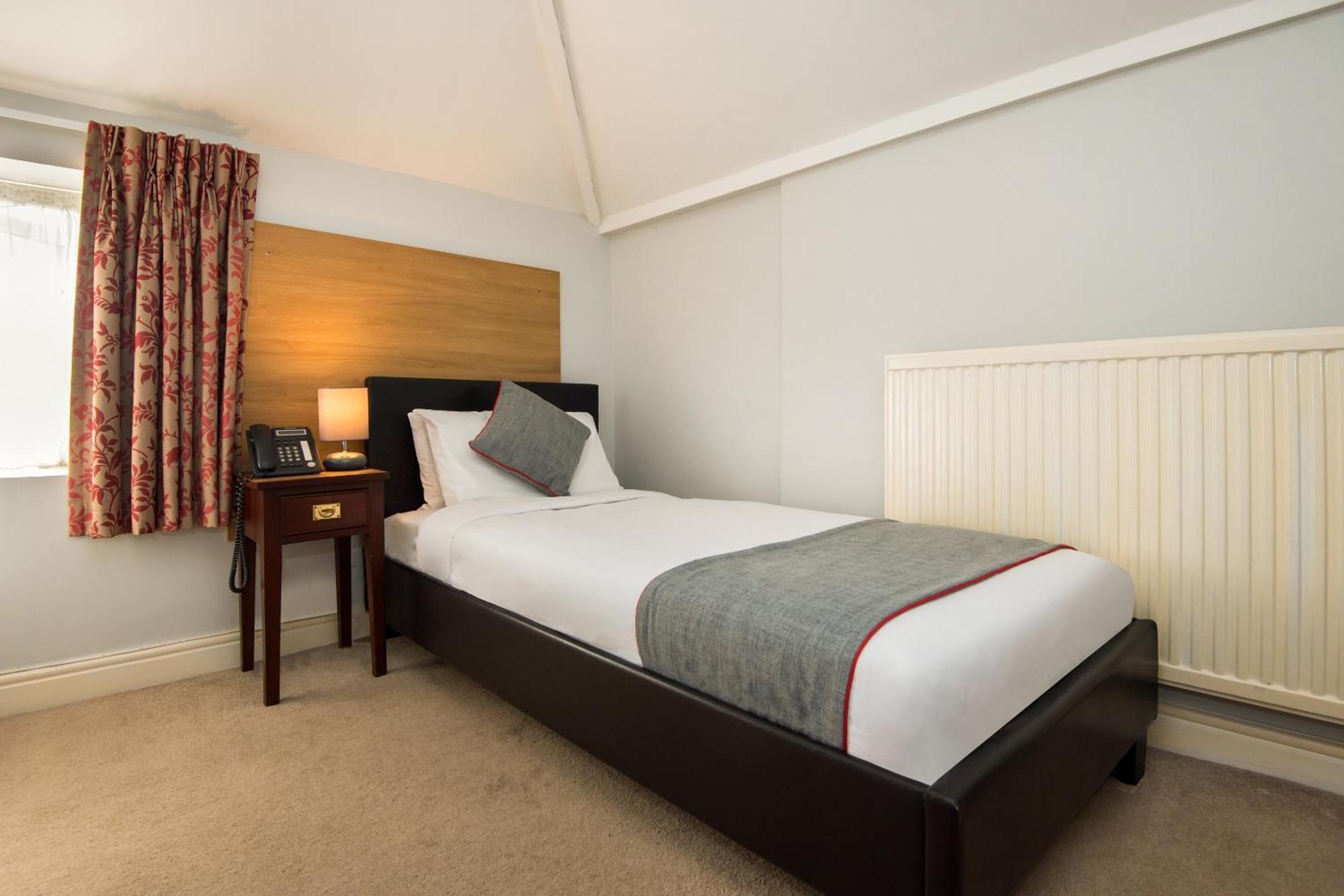 Oyo The Regency, Clifton Bristol Hotell Exteriör bild