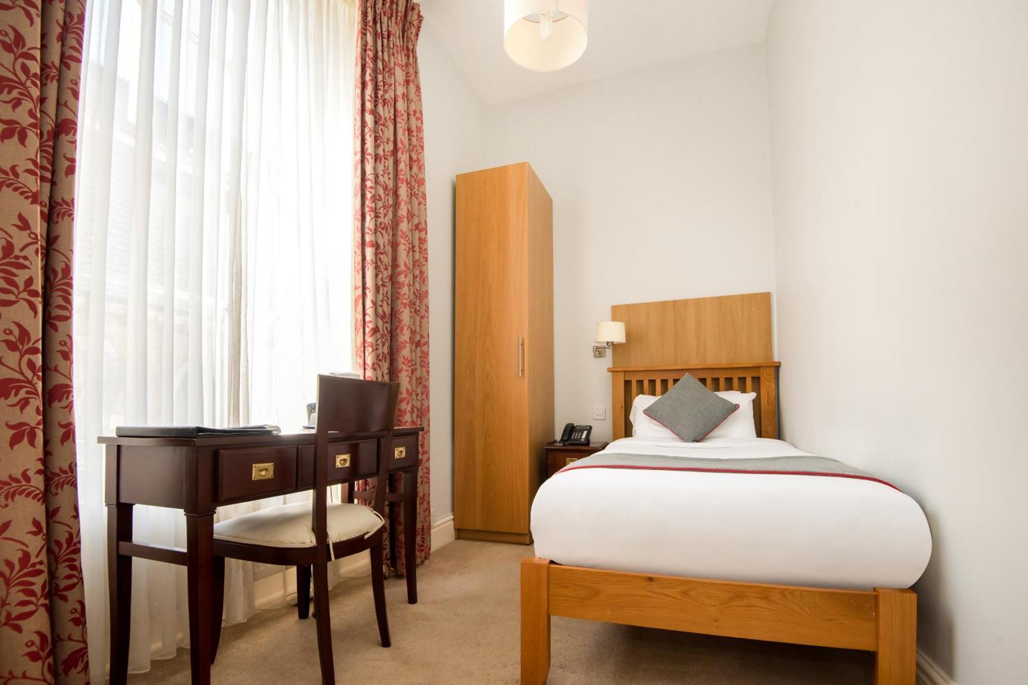 Oyo The Regency, Clifton Bristol Hotell Exteriör bild