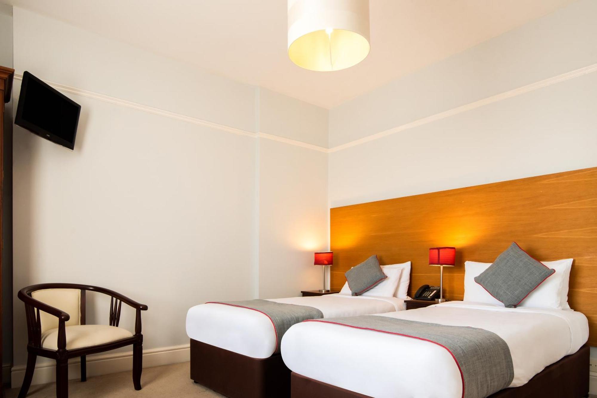 Oyo The Regency, Clifton Bristol Hotell Exteriör bild