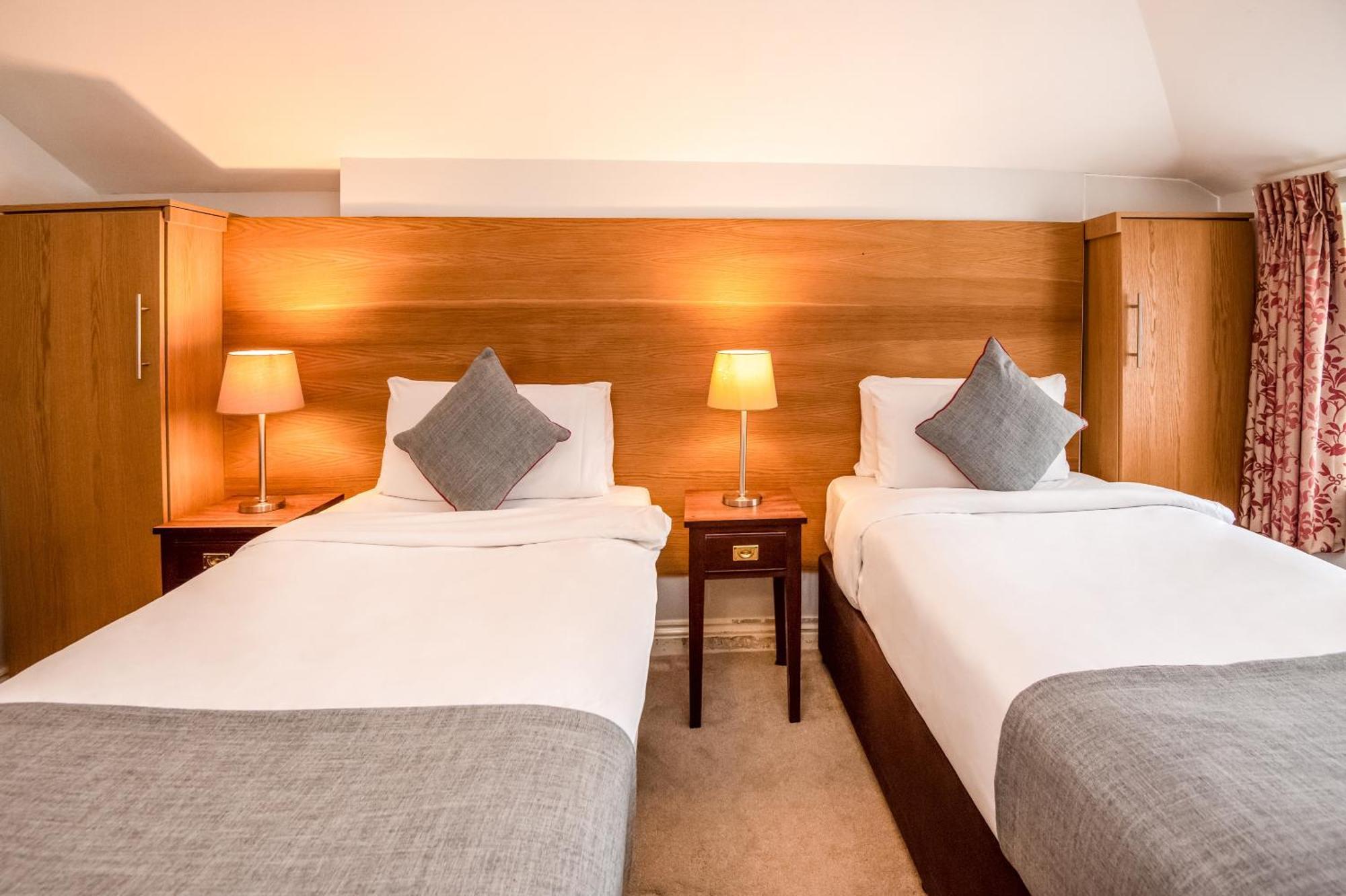 Oyo The Regency, Clifton Bristol Hotell Exteriör bild
