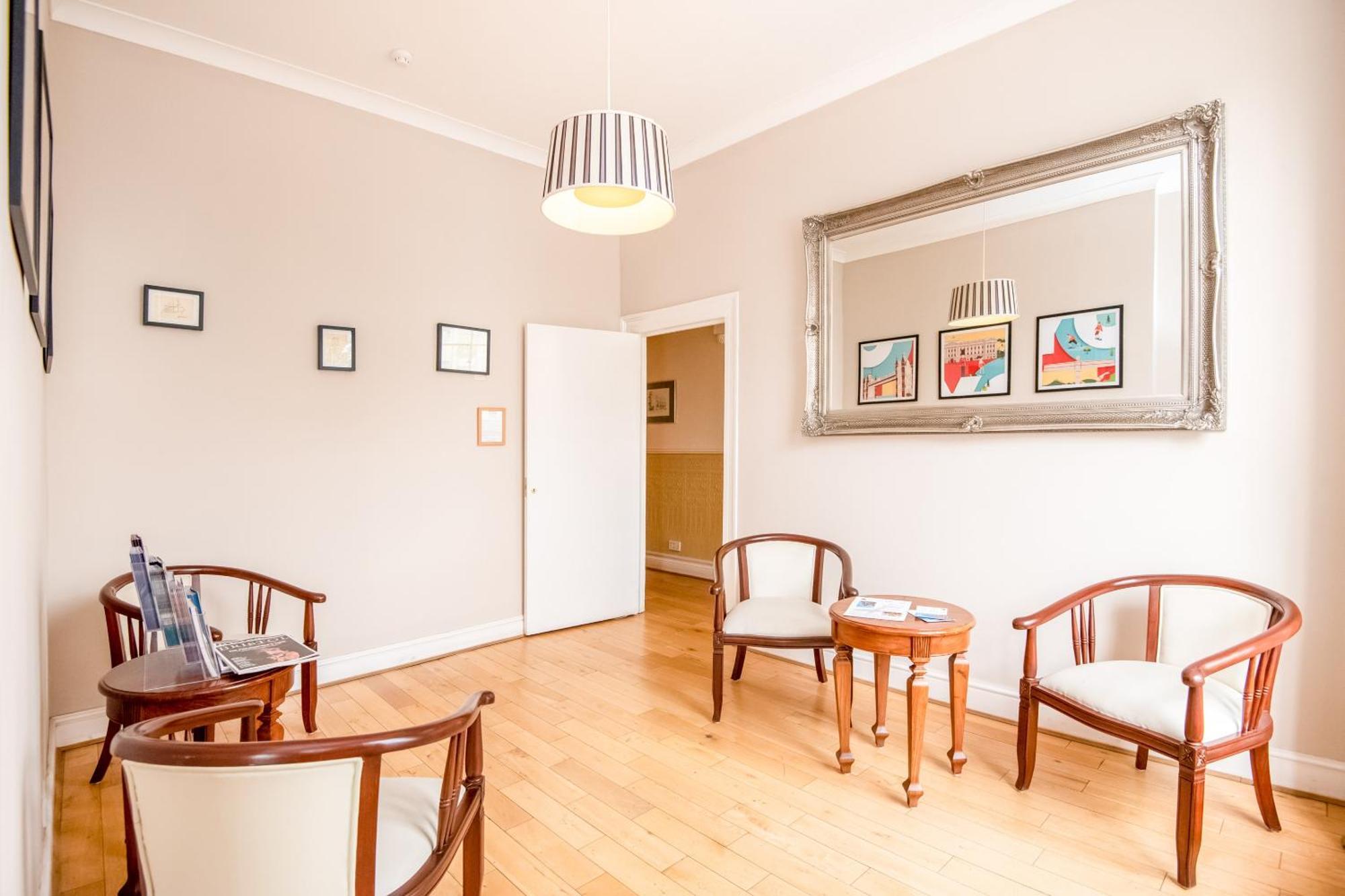 Oyo The Regency, Clifton Bristol Hotell Exteriör bild