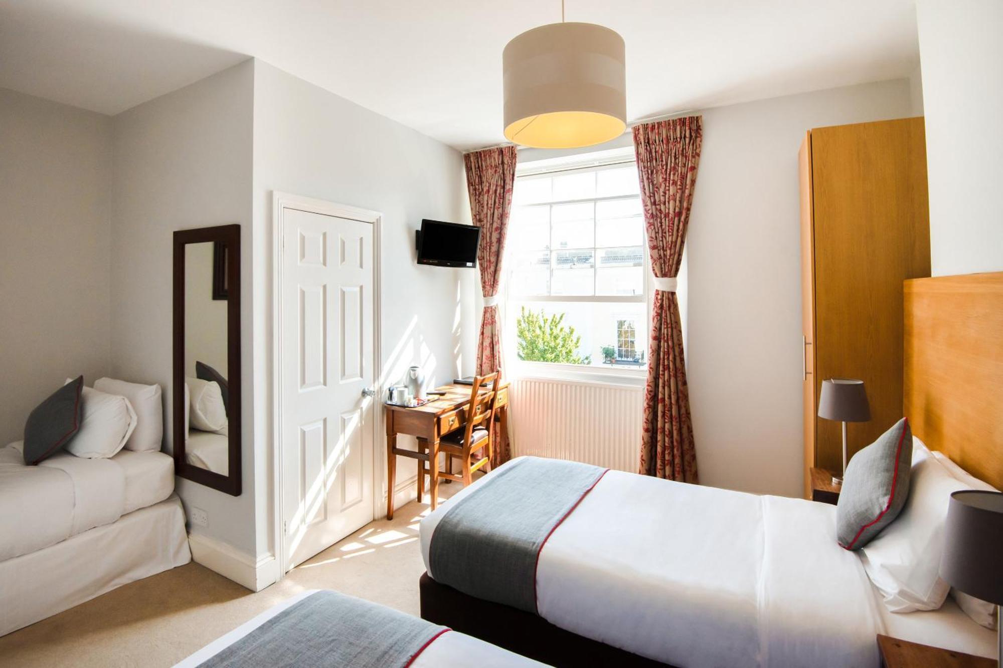 Oyo The Regency, Clifton Bristol Hotell Exteriör bild